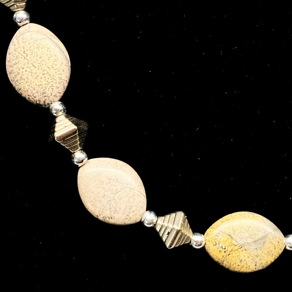 Unique Beaded Gemstone‎ Necklace Silver Tone Chain Lobster Clasp Extender
